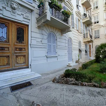 公寓 Questa Casa Non E Un Albergo! 斯培西亚