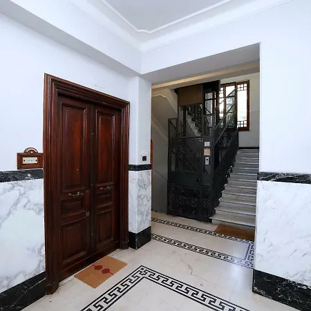 Questa Casa Non E Un Albergo!