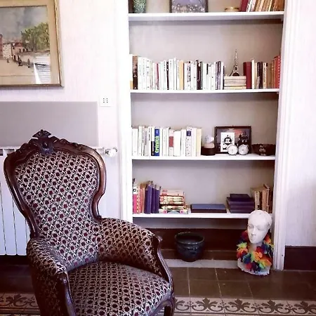 Questa Casa Non E Un Albergo! * La Spezia